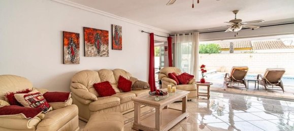 4 bedrooms Villa in Alicante, Spain No. 148875 6