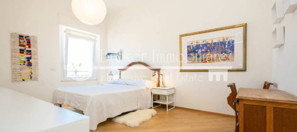 3 bedrooms Penthouse in Viareggio, Italy No. 270577 29