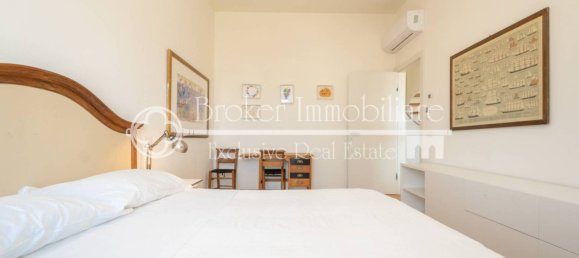 3 bedrooms Penthouse in Viareggio, Italy No. 270577 30