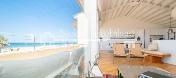 3 bedrooms Penthouse in Viareggio, Italy No. 270577 9