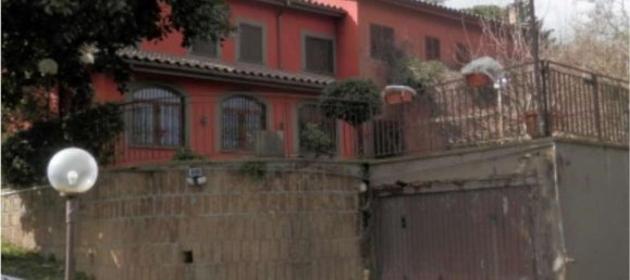 7 rooms Villa in Nemi, Italy No. 9700 2