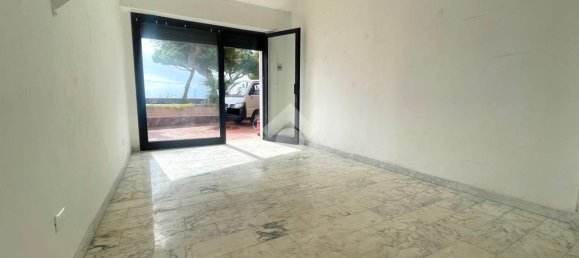 1 room Commercial property in Sanremo, Italy No. 212425 4