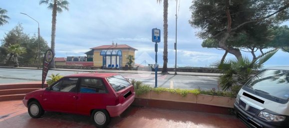 1 room Commercial property in Sanremo, Italy No. 212425 14