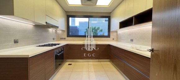 5 bedrooms Villa in Yas Island, UAE No. 39250 20