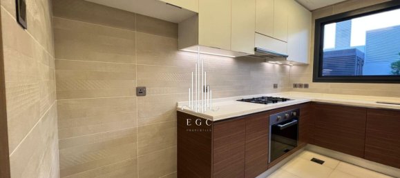 5 bedrooms Villa in Yas Island, UAE No. 39250 28