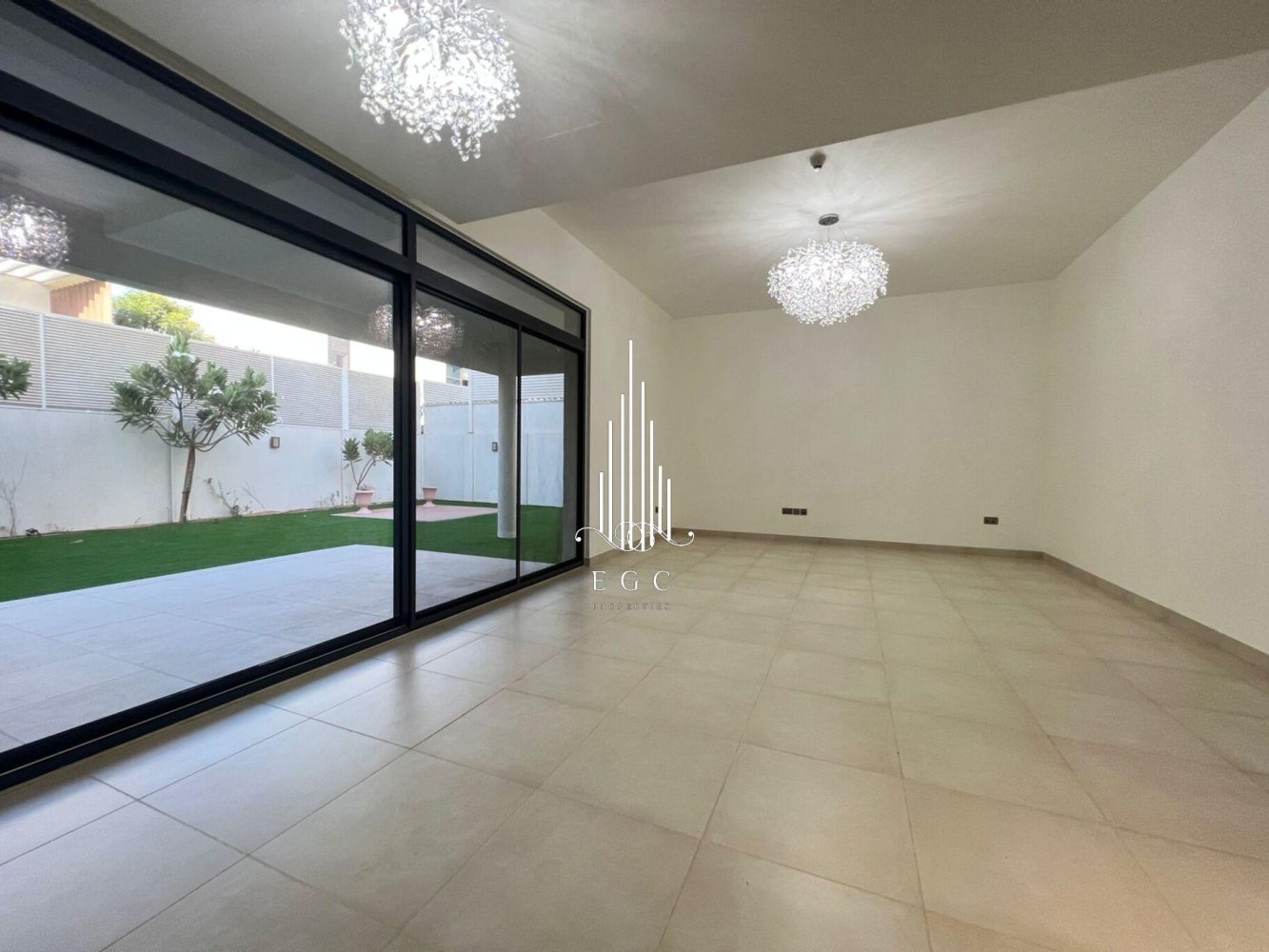 5 bedrooms Villa in Yas Island, UAE No. 39250