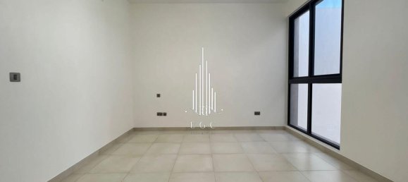 5 bedrooms Villa in Yas Island, UAE No. 39250 7