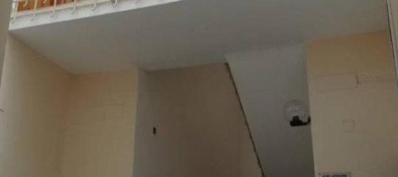 4-salle Appartement à Bari, Italy No. 123456 3