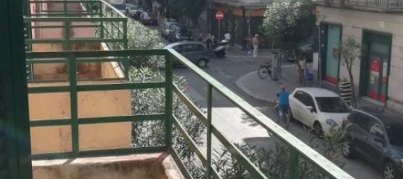 4-salle Appartement à Bari, Italy No. 123456 19