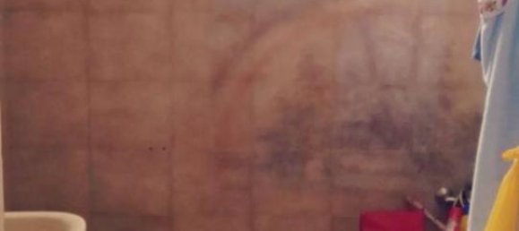 4-salle Appartement à Bari, Italy No. 123456 8