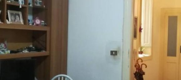 4-salle Appartement à Bari, Italy No. 123456 6