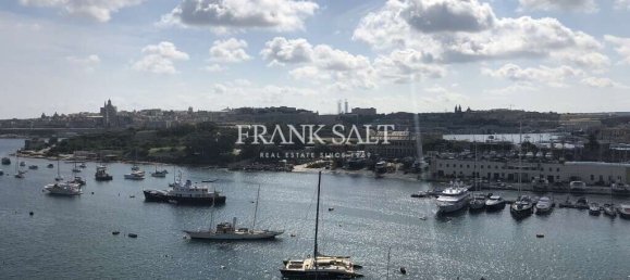 Apartamento de 3 dormitorios en Sliema, Malta No. 9378 8