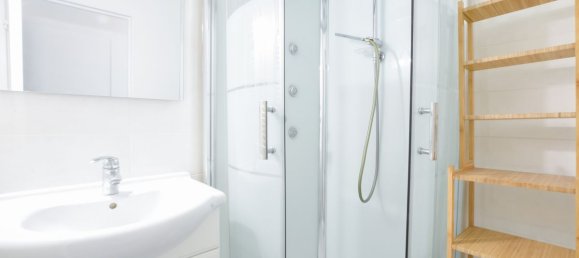 3 chambres Appartement à Courbevoie, France No. 134919 9