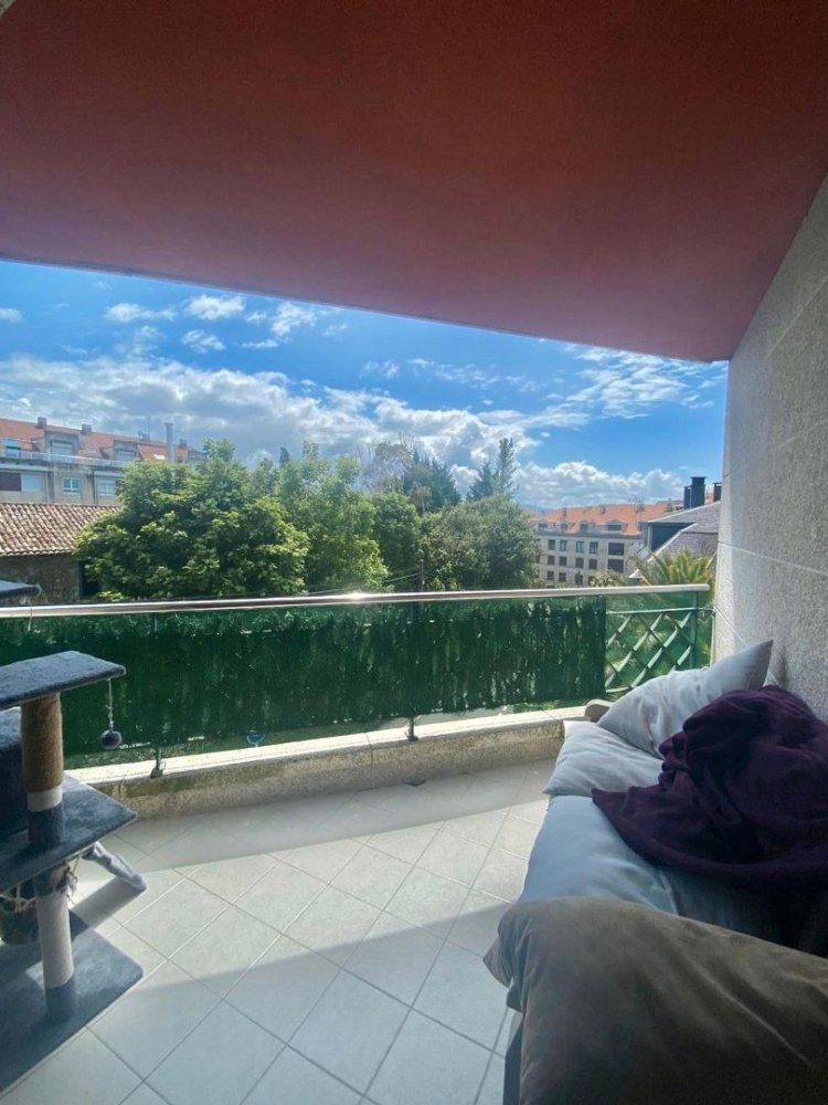 Apartamento de 3 dormitorios en Sanxenxo, Spain No. 200402