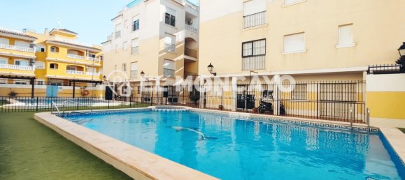 Apartamento de 2 dormitorios en Alicante, Spain No. 91386 6