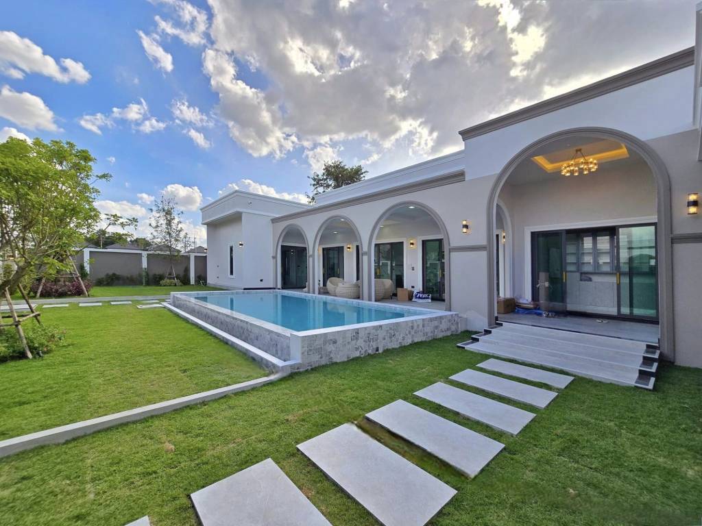 Villa T4 em Pattaya, Thailand N.º 25404