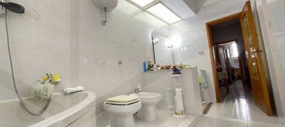 Квартира с 1 спальней в Манфредония, Италия № 26005 39