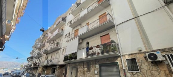 Квартира с 1 спальней в Манфредония, Италия № 26005 5