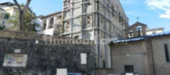 3 bedrooms Apartment in Castelli, Italy No. 189105 2