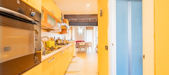 Apartamento de 2 habitaciónes en Cuneo, Italy No. 374397 10