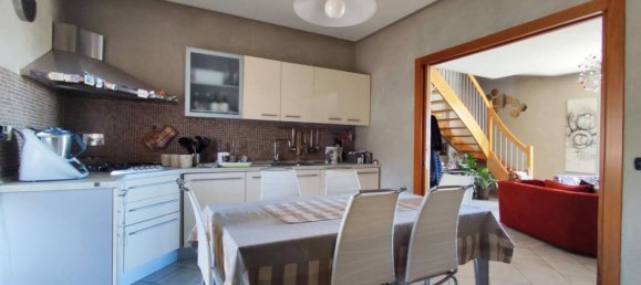 3 Schlafzimmer Wohnung in Costigliole Saluzzo, Italy, Nr. 211365 10