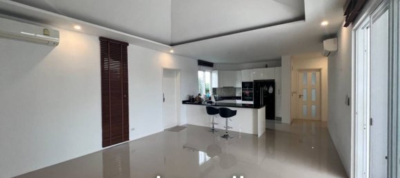 4 bedrooms Villa in Hua Hin, Thailand No. 14323 4