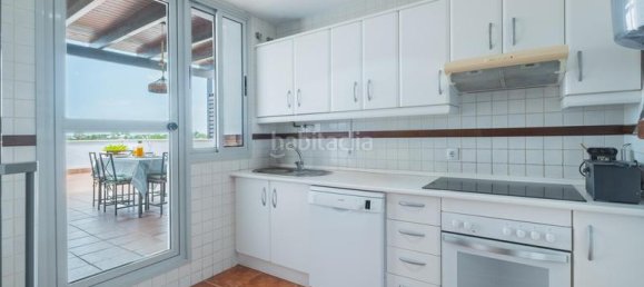 3 bedrooms Penthouse in Rota, Spain No. 144371 14