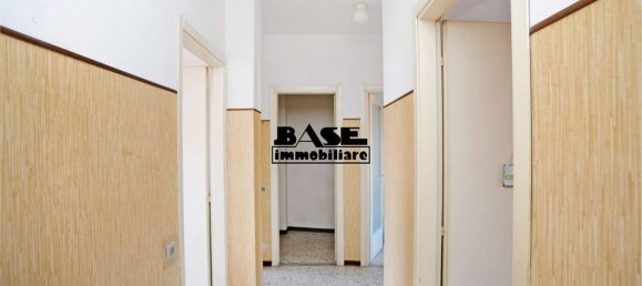 4 rooms Apartment in Como, Italy No. 11510 17