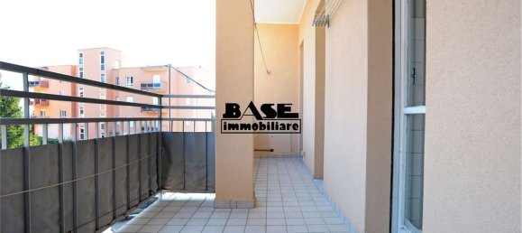 4 rooms Apartment in Como, Italy No. 11510 13