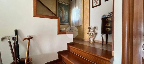 3 غرف نوم منزل ذو طابقين في Giugliano in Campania, Italy رقم 330291 7