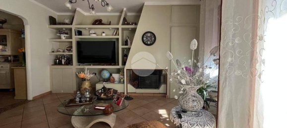 3 غرف نوم منزل ذو طابقين في Giugliano in Campania, Italy رقم 330291 4