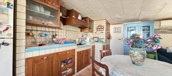 3 غرف نوم منزل ذو طابقين في Giugliano in Campania, Italy رقم 330291 13