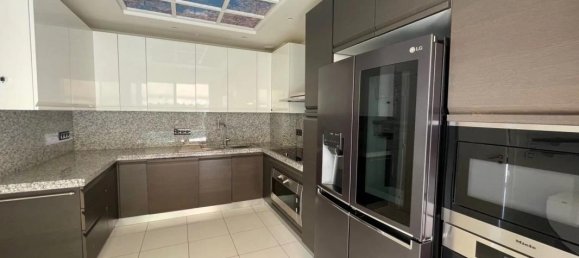 5 rooms Duplex in Menton, France No. 298824 4