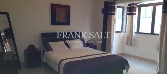 1 bedroom Apartment in Sliema, Malta No. 9423 4