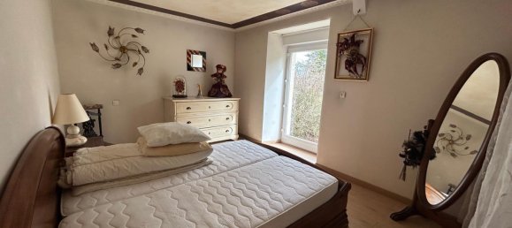 2 bedrooms Villa in Perols-sur-Vezere, France No. 98509 11