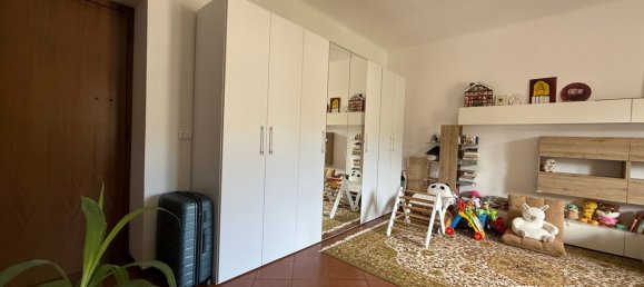 4 rooms Apartment in Trieste, Italy No. 258078 4