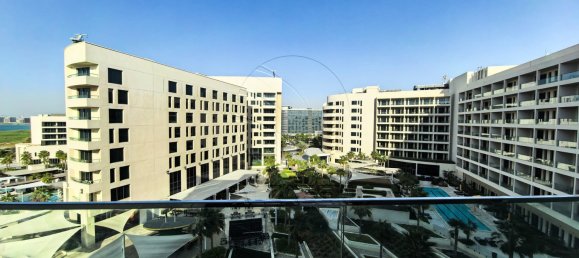 Studio à Yas Island, UAE No. 108904 2