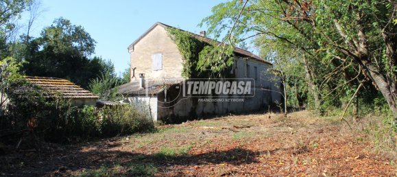 7 rooms House in Jesi, Italy No. 323080 3