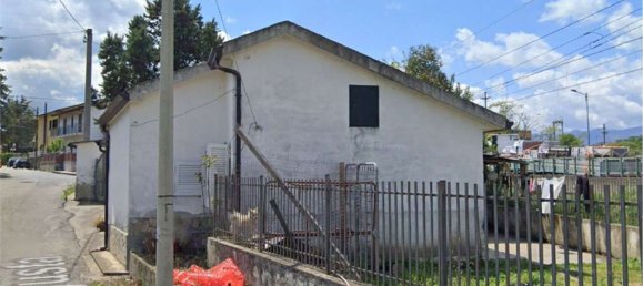 Квартира с 4 комнатами в Монтальто Уффуго, Италия № 186412 17