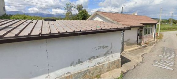 Квартира с 4 комнатами в Монтальто Уффуго, Италия № 186412 13