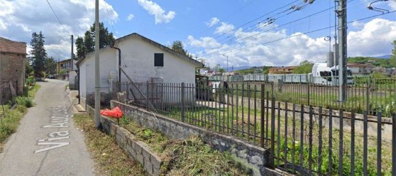 Квартира с 4 комнатами в Монтальто Уффуго, Италия № 186412 16