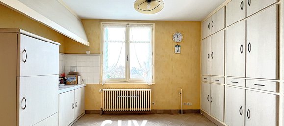 4 bedrooms Castles in La Chapelle-de-Guinchay, France No. 206098 14