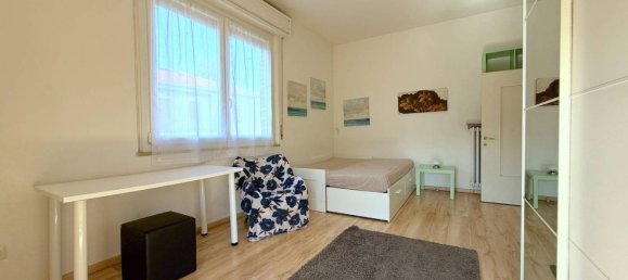 3 bedrooms Apartment in Reggio Emilia, Italy No. 262556 8