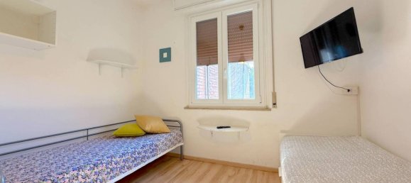 3 bedrooms Apartment in Reggio Emilia, Italy No. 262556 23