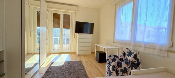 3 bedrooms Apartment in Reggio Emilia, Italy No. 262556 10