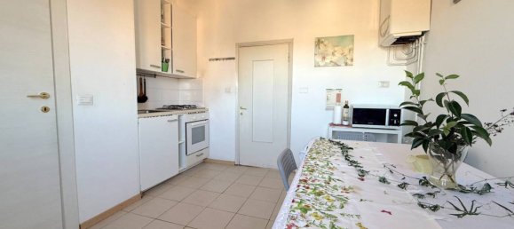 3 bedrooms Apartment in Reggio Emilia, Italy No. 262556 28