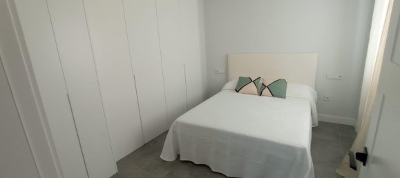 3 bedrooms Apartment in Malaga, Spain No. 134998 13