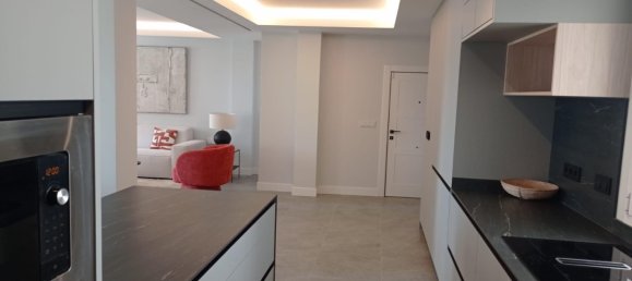 3 bedrooms Apartment in Malaga, Spain No. 134998 8