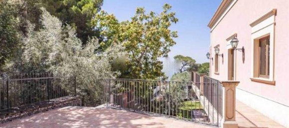 6 bedrooms Villa in Sicily, Italy No. 50 6