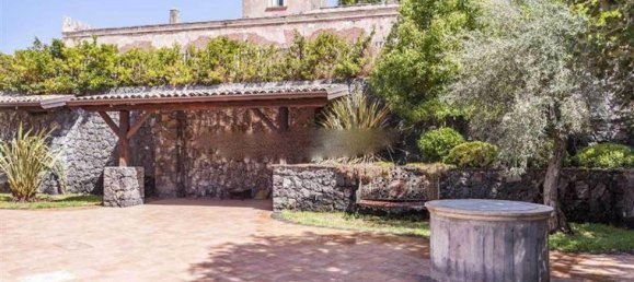 6 bedrooms Villa in Sicily, Italy No. 50 3